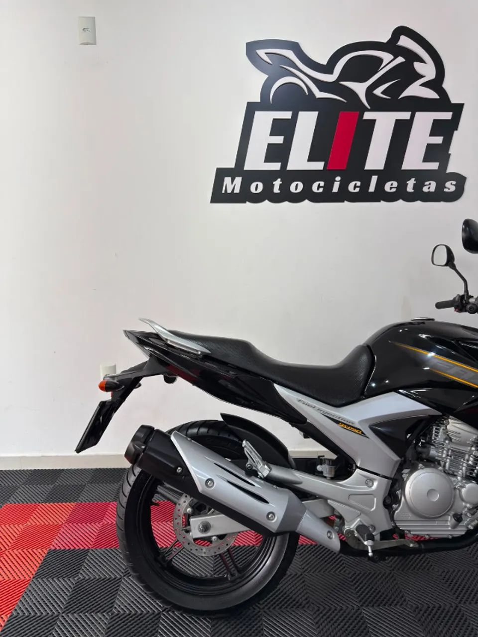 FAZER YS 250 2011 PRETA  - Foto 2