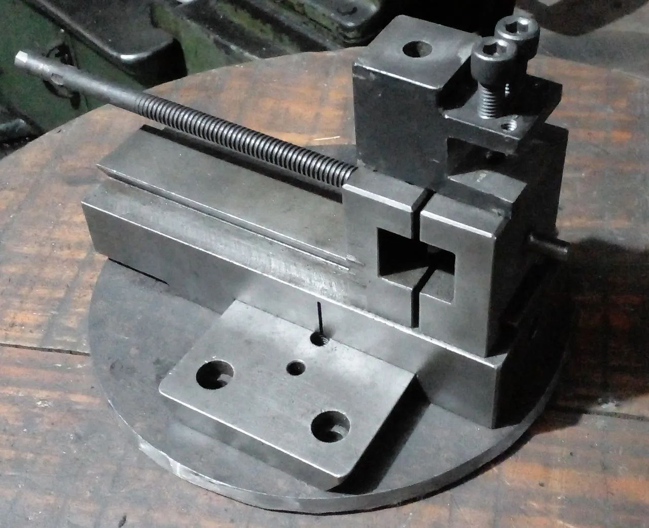 Torno mecânico (projeto) - Foto 2