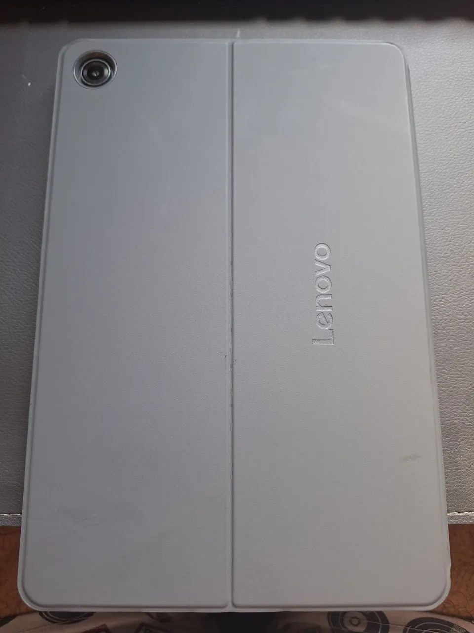Tablet Lenovo Tab com case original, muito novo