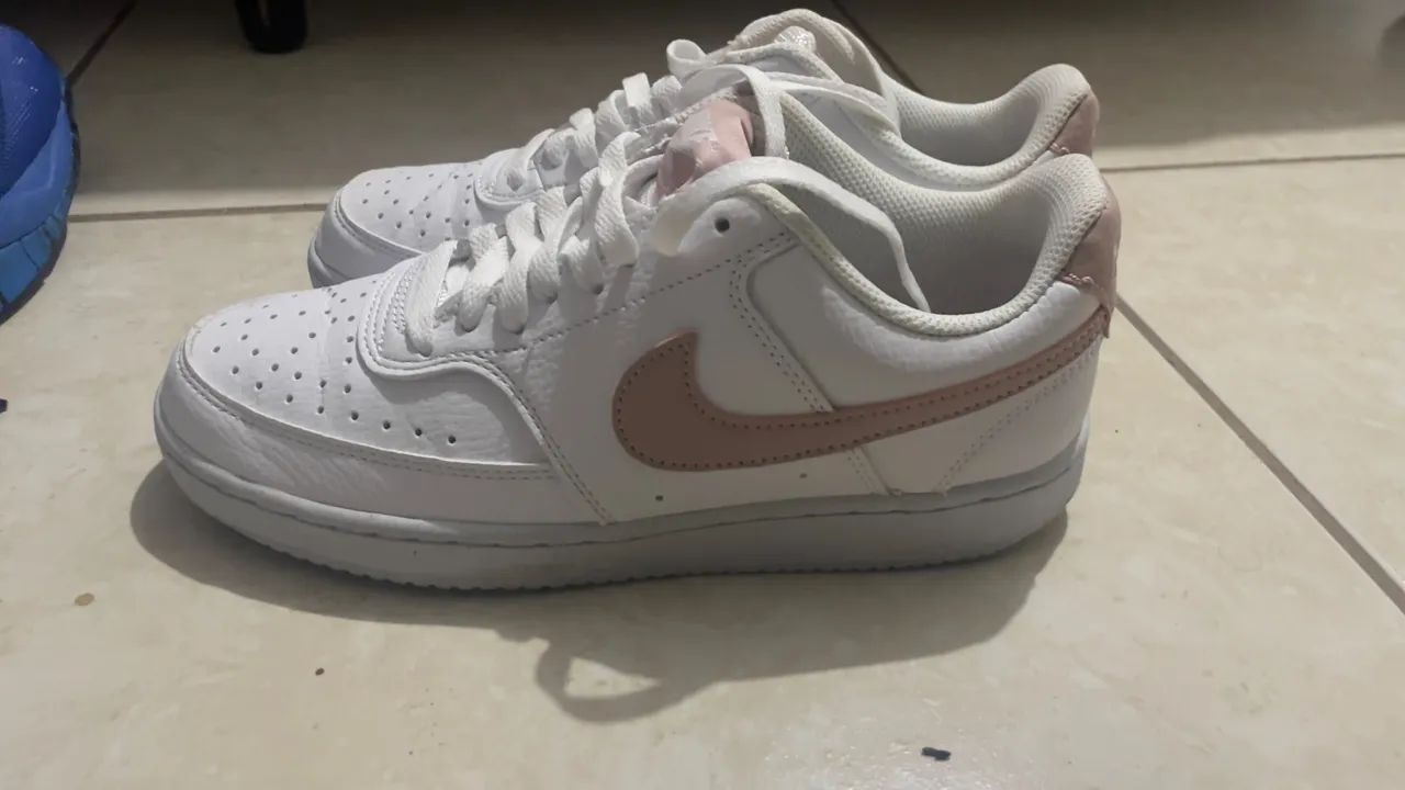 Nike Court Vision Low tamanho 35.5 - Foto 2