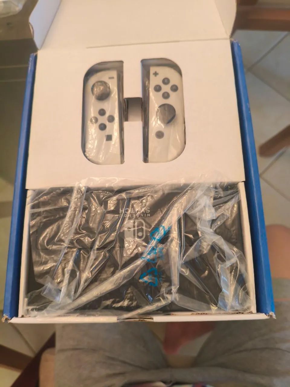 Nintendo swich oled (quebrado) com caixa - Foto 3