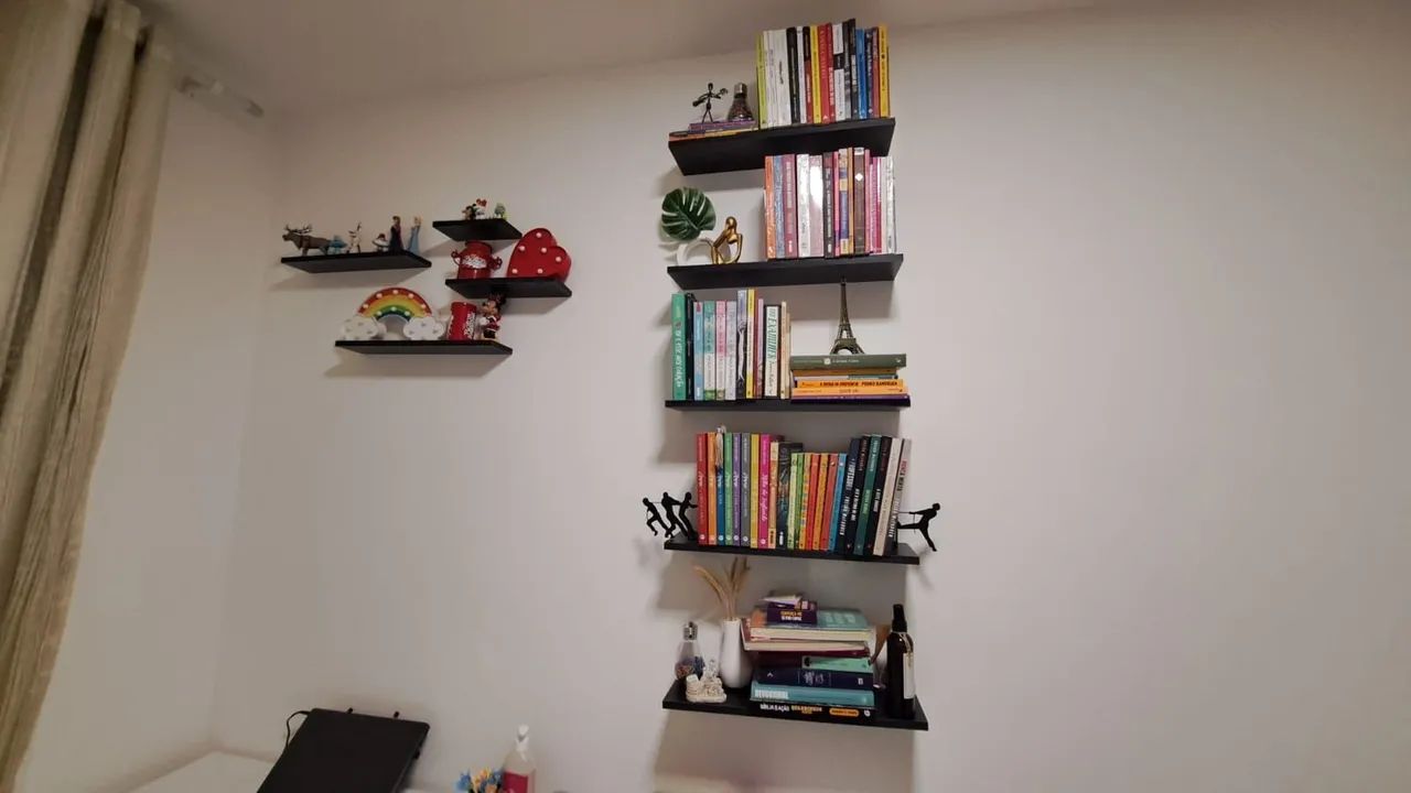 prateleiras pretas  - Foto 2
