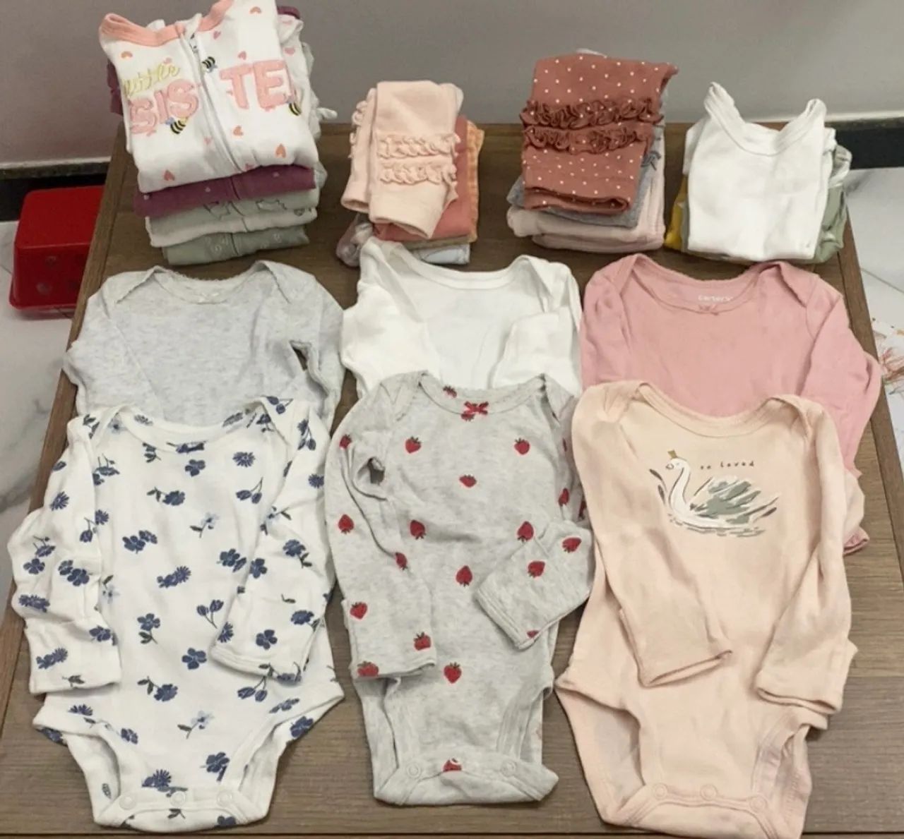 Lote da Carters com 24 peças 