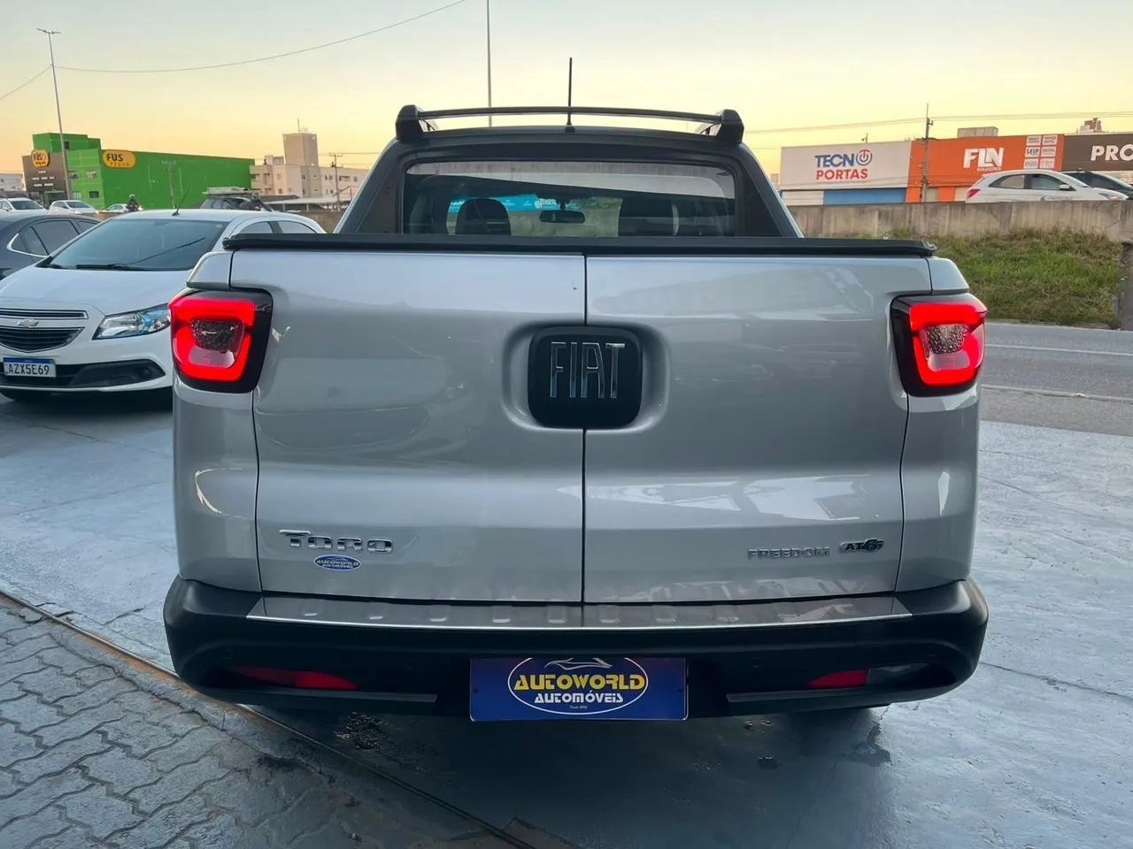 Fiat Toro Freedom 1.8 16V Flex Aut. 2017 - Foto 4