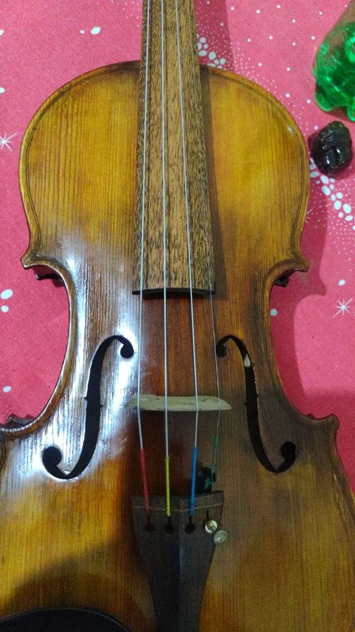 Violino oficina chinesa
