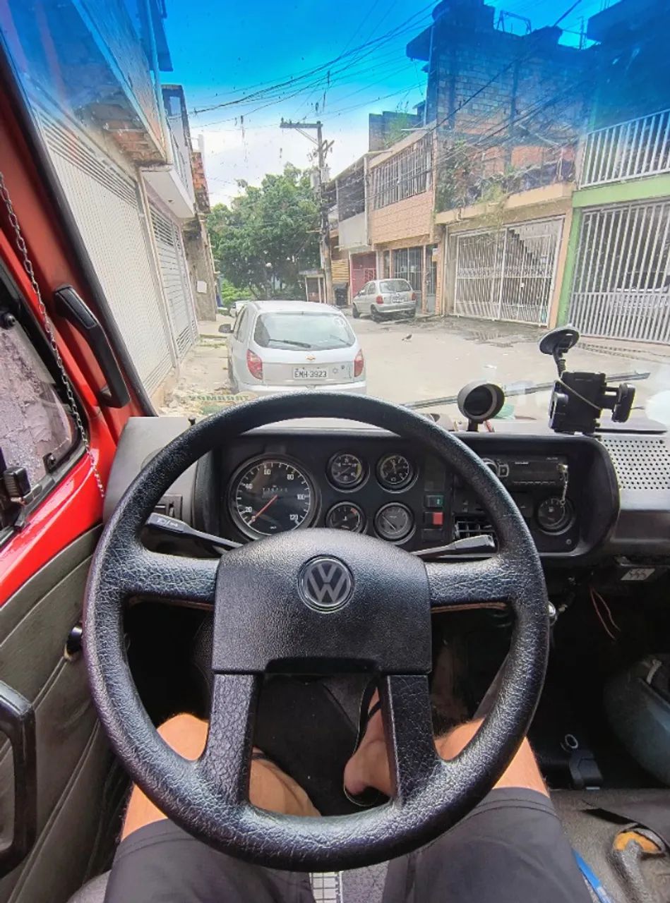 VW 6.90   $80.000  - Foto 4