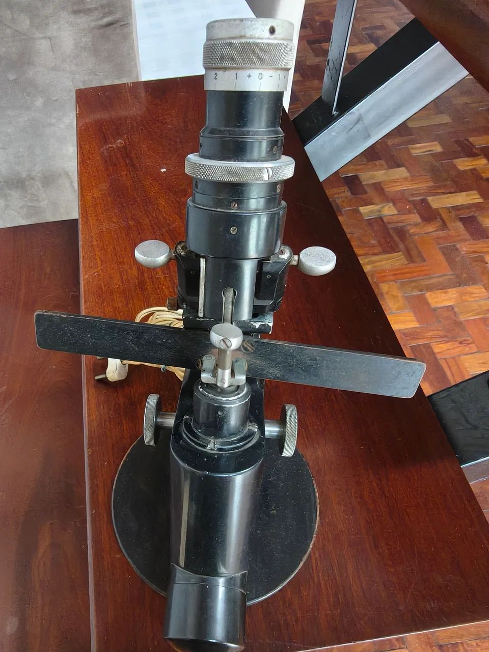 Microscópio antigo Zeiss Winkel original - Foto 3
