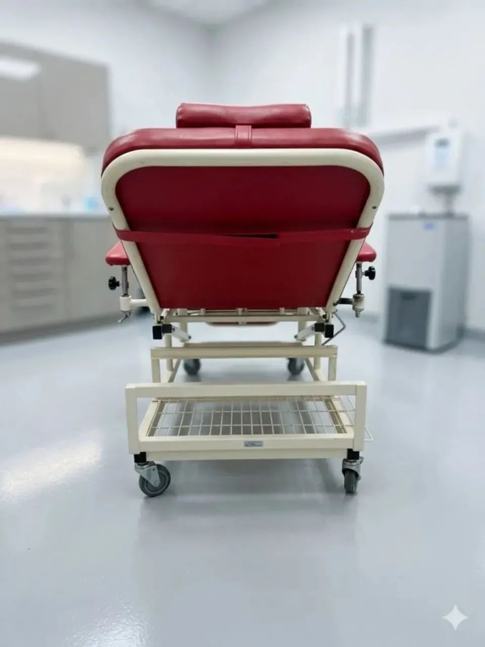Poltrona Cama com Rodas - Foto 4