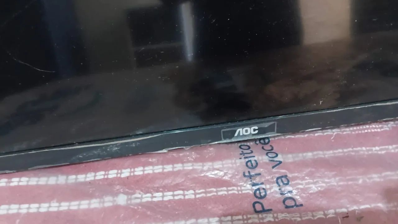 2 tvs 32 polegadas pra retirada de peças  - Foto 3