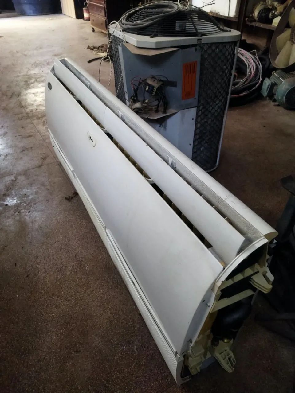 Ar condicionado split teto 60000 BTUs