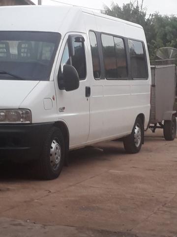 Ar gelando 4 peneus semi novos michelin carro segundo dono manual segunda chave