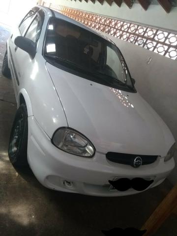 Corsa Sedan 1.0 álcool original - Foto 2