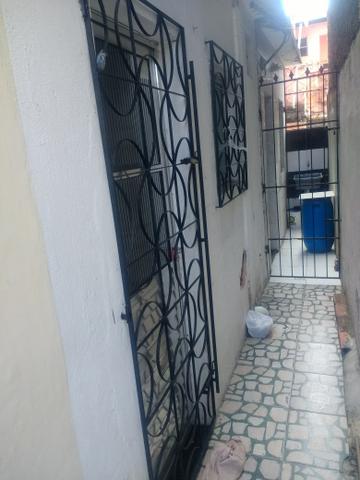 Venda ou Aluga-se Kitnet em Pernambués - Foto 4