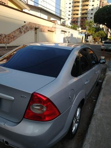 Ford Focus Sedã