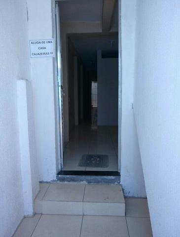Aluga - se ou Vende-se está linda casa - Foto 2