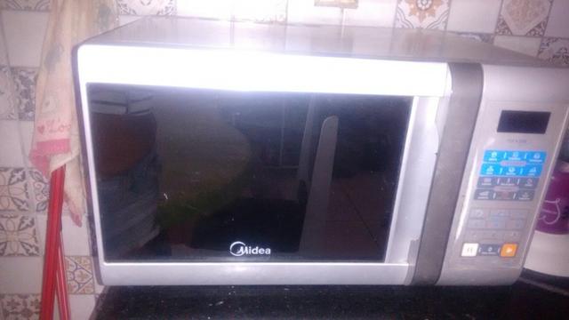 Vendo microondas grill, 25 litros