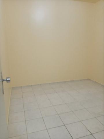Aluga-se Apart. Próximo ao Clube da OAB e Ao lado de Escola infantil - Foto 4
