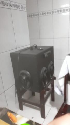 Caixa de som toca na luz 400 reais - Foto 4