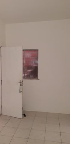 Aluga se uma casa
