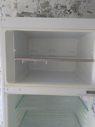 Geladeira Bosch kdv44 - Foto 3