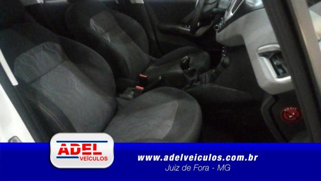 PEUGEOT 208 2017/2017 1.2 ACTIVE 12V FLEX 4P MANUAL - Foto 4