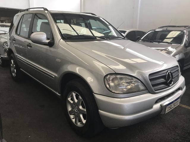 Mercedes Benz ML 430 2001, apenas 127.000 km, absolutamente impecável - Foto 4