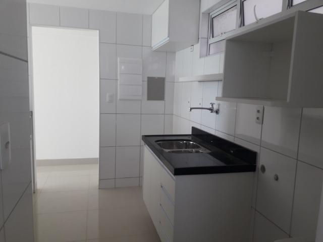 Apto com 1 quarto - todo projetado - Ponta do Farol - Foto 4