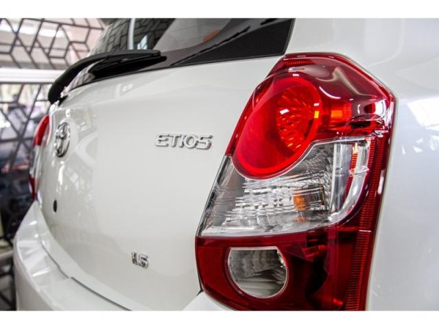 TOYOTA ETIOS 1.5 X PLUS 16V FLEX 4P 2019 - Foto 15