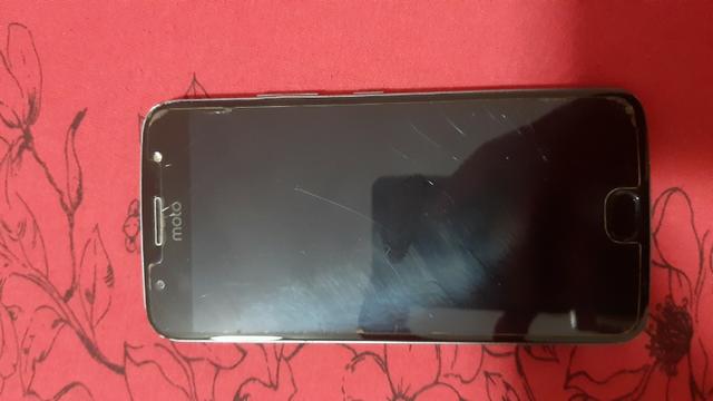 Motorola G5s plus semi novo