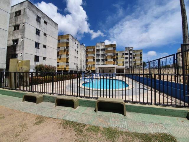 Apartamento com 3 dormitórios à venda, 64 m² por r$ 165.000 - cidade dos funcionários - fo