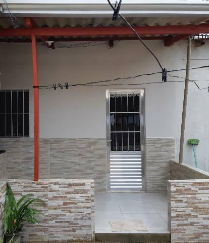 Aluga-se apartamento para solteiro