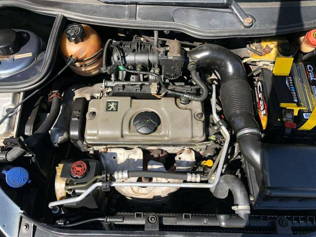 Peugeot 206 Hatch 2006 Presence Completo 1.4 Flex 4 Portas - Foto 10