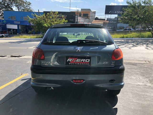 Peugeot 206 Hatch 2006 Presence Completo 1.4 Flex 4 Portas - Foto 4