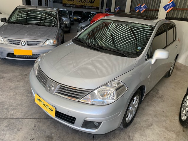 NISSAN TIIDA TOP AUTOMÁTICO COM TETO SOLAR 2009