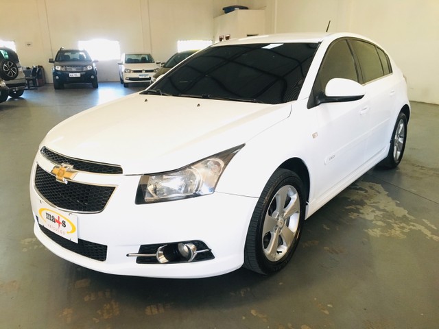 CRUZE HATCH 2013