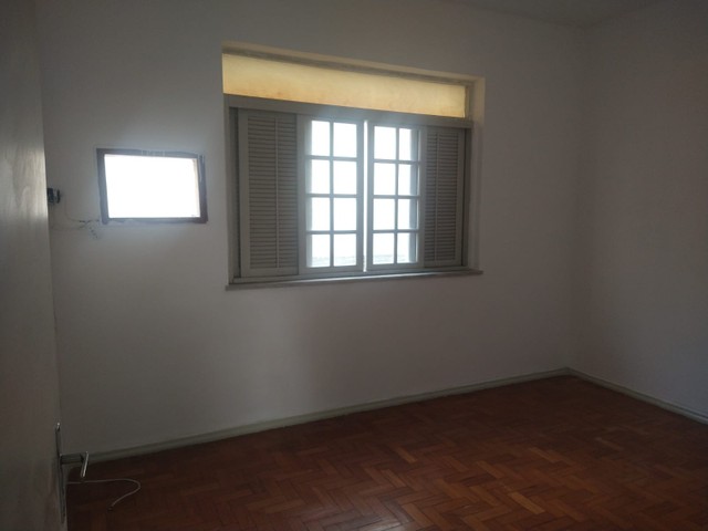 Apartamento para aluguel possui 37 metros quadrados com 2 quartos em Catumbi - Rio de Jane - Foto 2