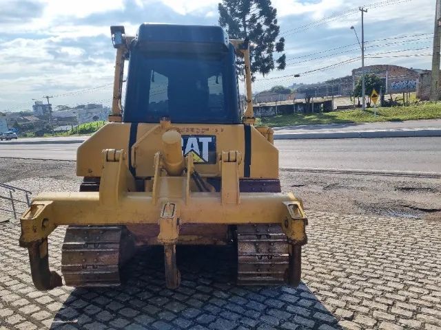 LocaçãoTrator de Esteiras Caterpillar D6N-XL - Foto 3