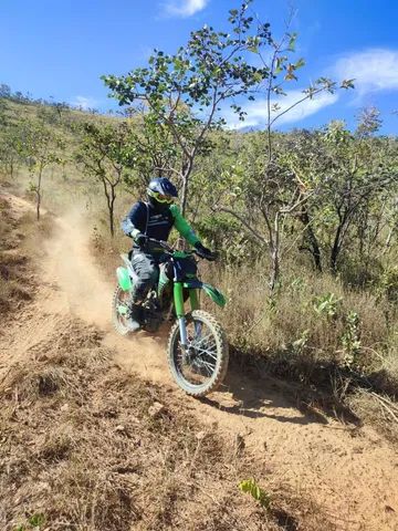 VENDA DE MOTOS - TRILHA E MOTOCROSS, Uma CRF 240