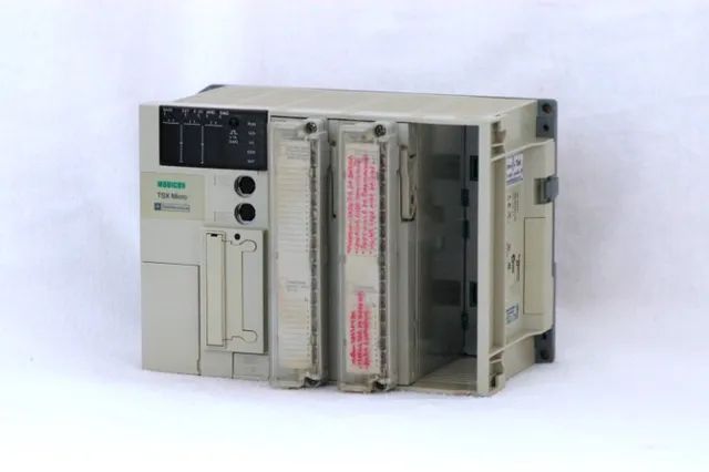 CLP Modicon TSX Micro - Foto 3