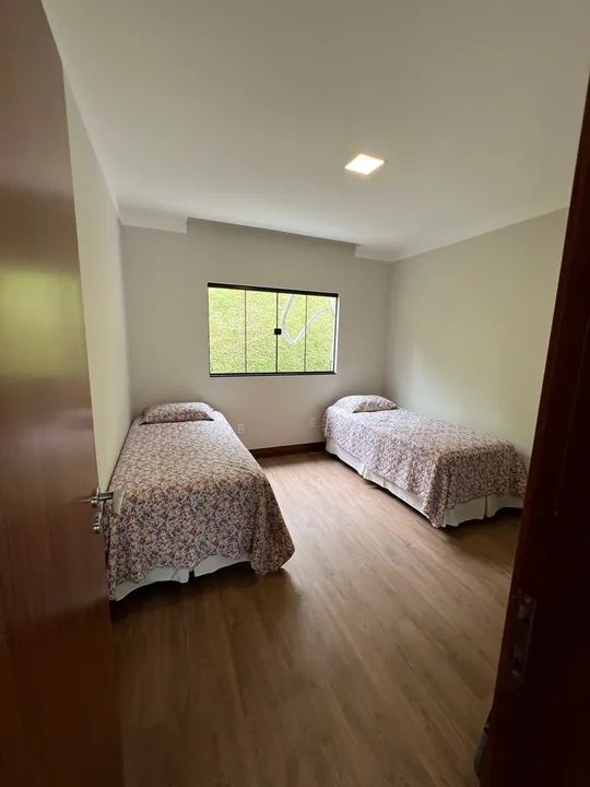 Sítio com casa e área verde em região montanhosa - Foto 8