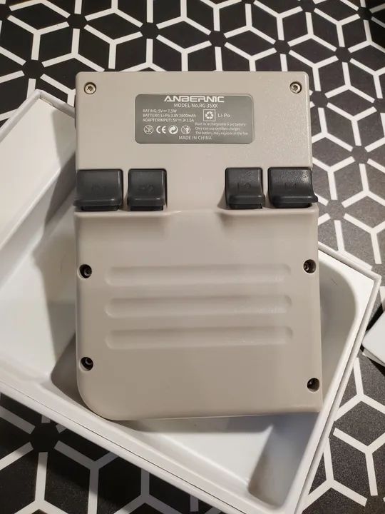 Anbernic RG35XX 2600mah Console Videogame Portatil Emulador Snes PS1 Mega Arcade - Foto 3