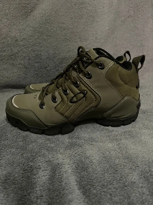 Tênis Oakley Halftrack 2.0 Mid Herb