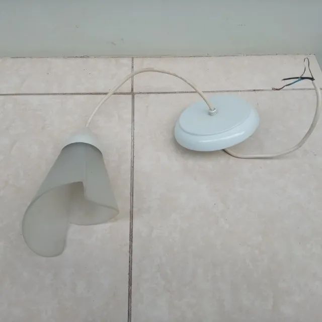Lustre de Vidro Pendente Cor Branco - Foto 2