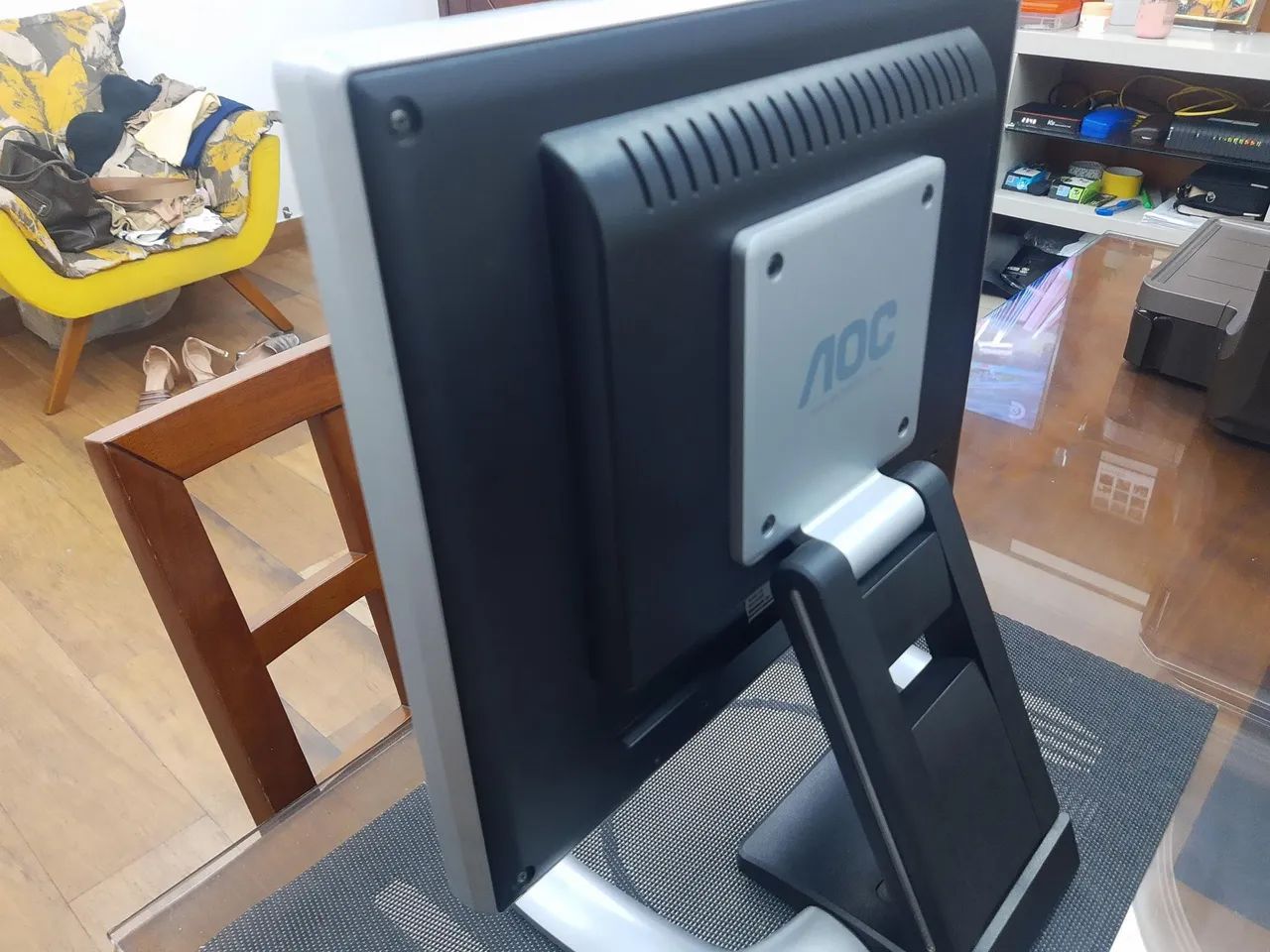 Monitor AOC - 17 polegadas usado - Foto 3