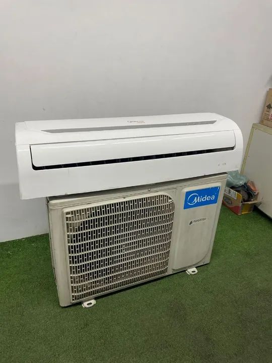 Hiwall Midea 18.000 BTUs inverter 