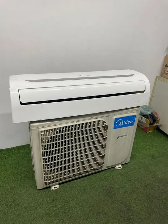 Hiwall Midea 18.000 BTUs inverter