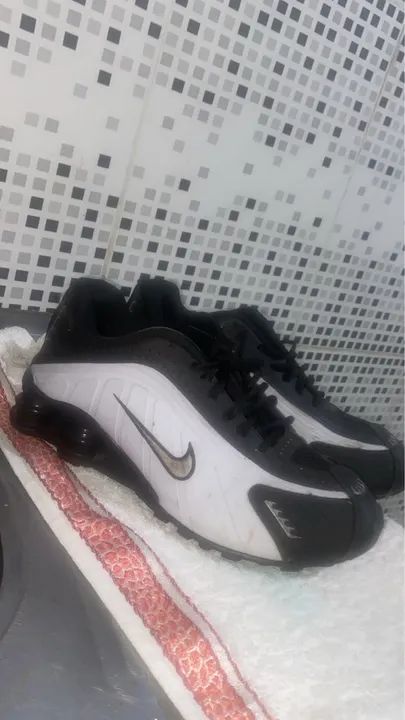 Nike shox preto e fashion branco