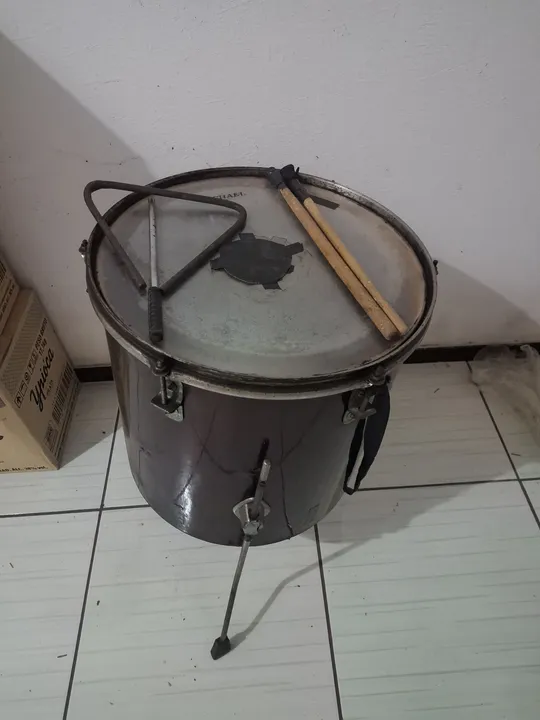 Vendo Zabumba 