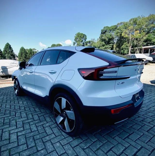 Sucata para retirada de peças Volvo c-40 8 ultimate 2023