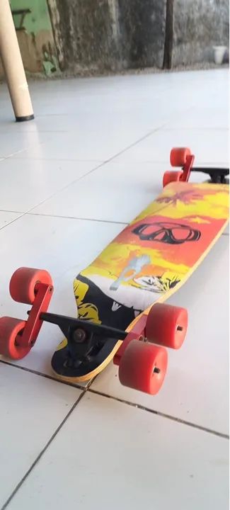 Skate 8 rodas rebaixado novo